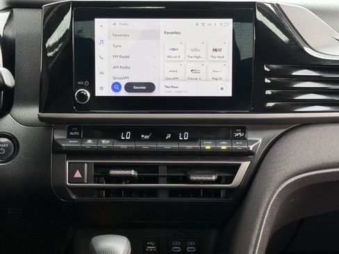 Used 2025 Toyota Camry LE image 17