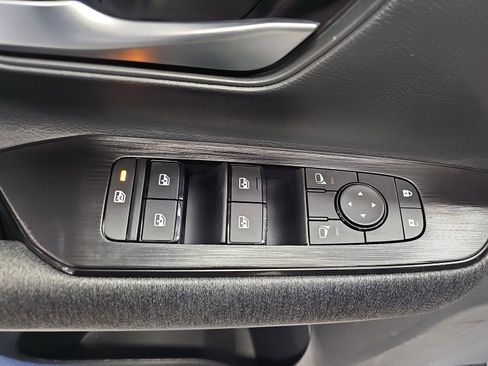 New 2026 Nissan Kicks SV w/ Illumination Package FWD image 25