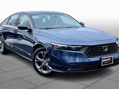 Used 2024 Honda Accord EX image 2