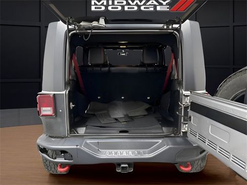 Used 2017 Jeep Wrangler Unlimited Rubicon image 7