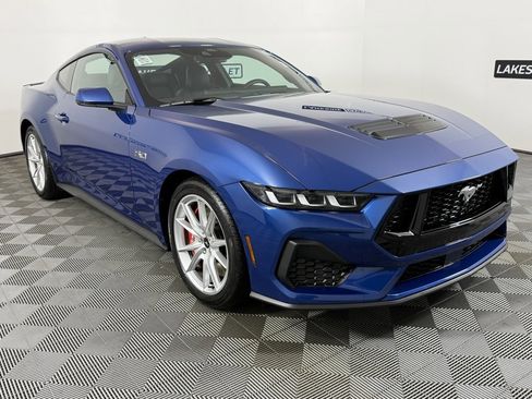 Used 2024 Ford Mustang GT Premium image 8