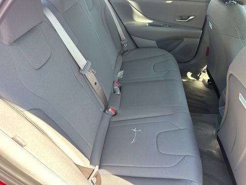 New 2026 Hyundai Elantra SE FWD image 16