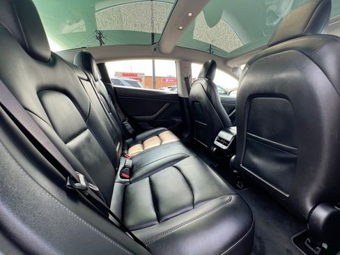 Used 2018 Tesla Model 3 Long Range image 22