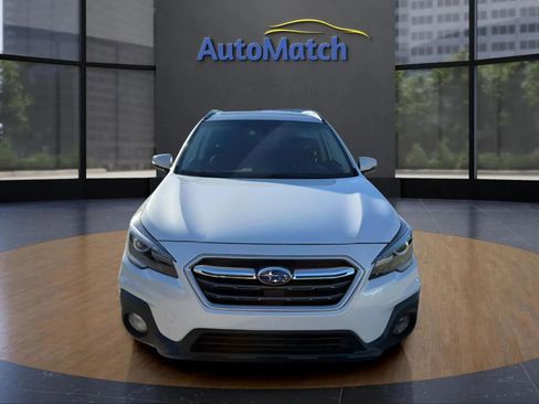 Used 2019 Subaru Outback 3.6R Touring w/ Popular Package #3A AWD/4WD image 2