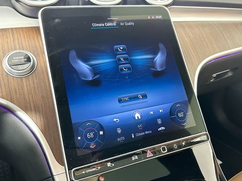 Used 2024 Mercedes-Benz CLE 300 4MATIC Coupe image 16