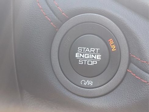 Used 2023 Dodge Durango R/T RWD image 16