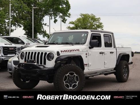 Used 2023 Jeep Gladiator Mojave w/ LED Lighting Group AWD/4WD image 1
