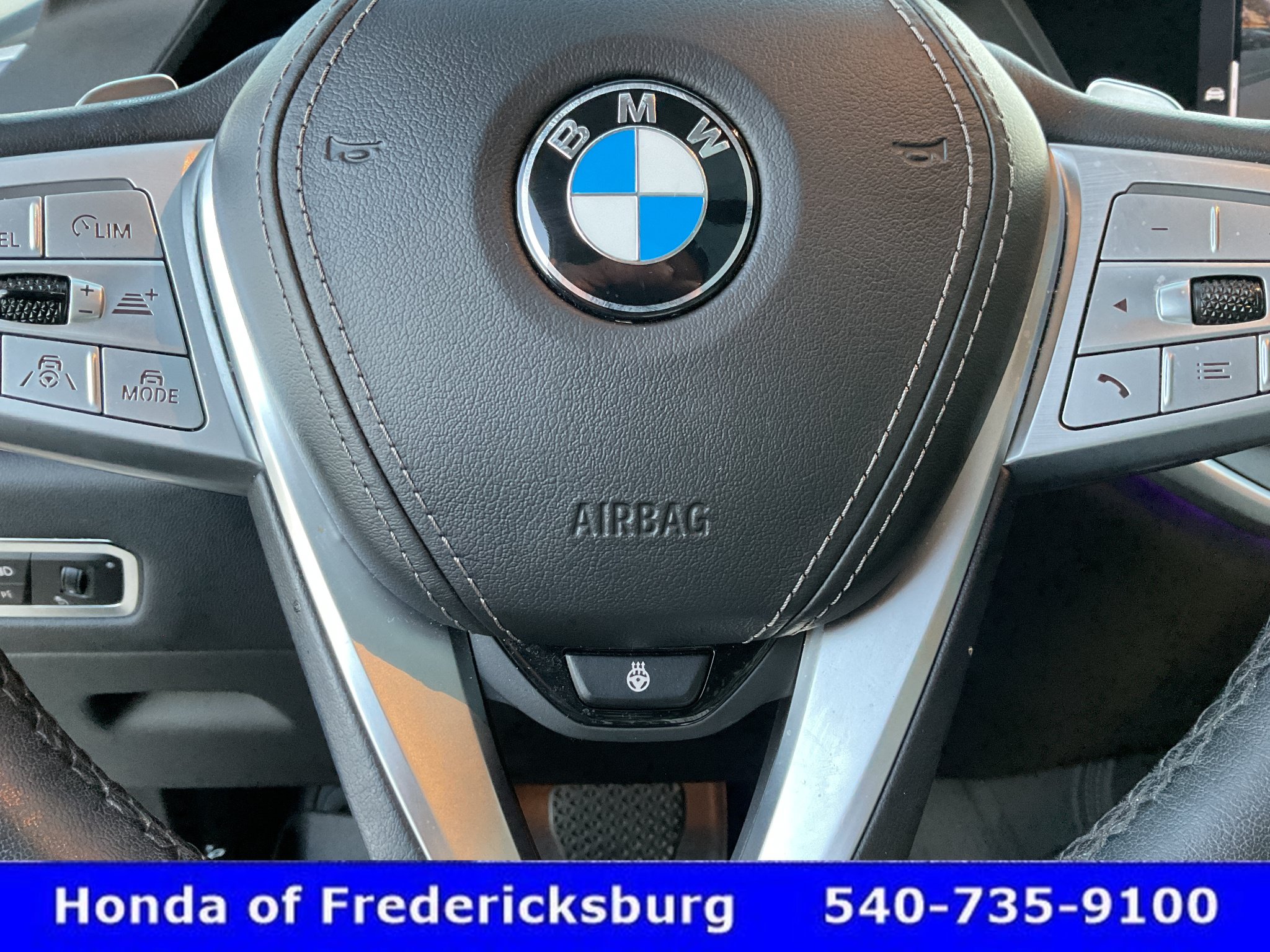 Used 2022 BMW X7 xDrive40i w/ Executive Package AWD/4WD image 42