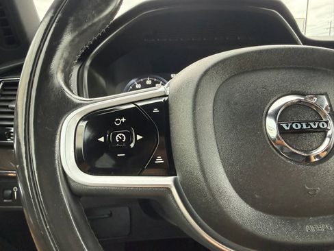 Used 2018 Volvo XC90 T6 Momentum w/ Convenience Package AWD/4WD image 33