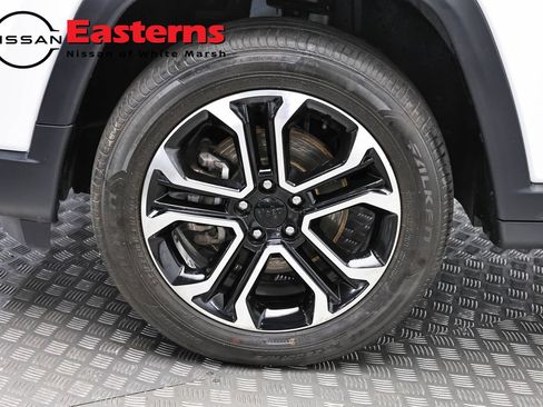 Used 2022 Jeep Compass Limited AWD/4WD image 31