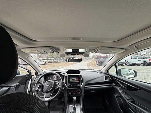 Used 2023 Subaru Impreza 2.0i Premium image 10