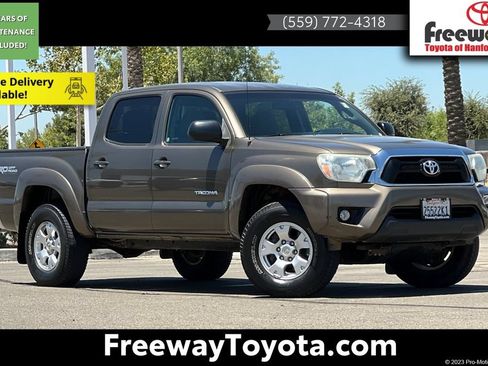 Used 2013 Toyota Tacoma 4x4 Double Cab w/ TRD Off-Road Pkg image 1