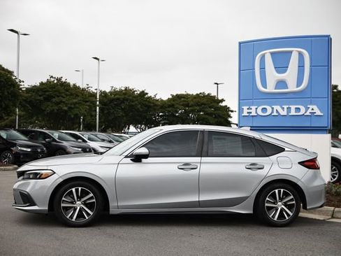 Used 2024 Honda Civic LX image 4