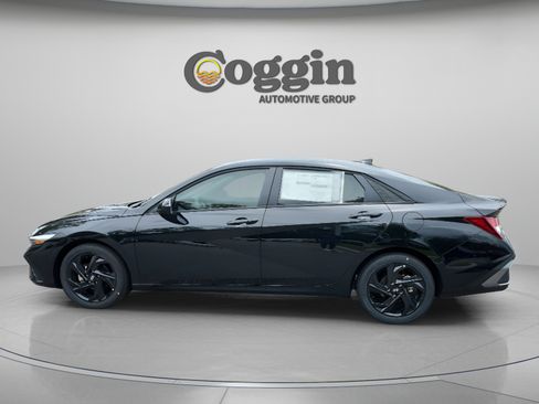 New 2026 Hyundai Elantra Sport FWD image 2