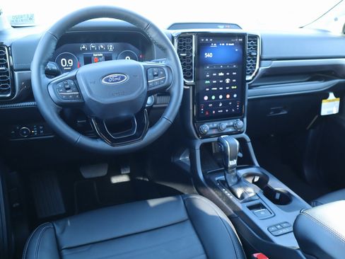 New 2025 Ford Ranger Lariat w/ FX4 Off-Road Package image 2