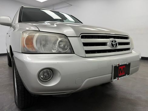 Used 2006 Toyota Highlander Limited image 16