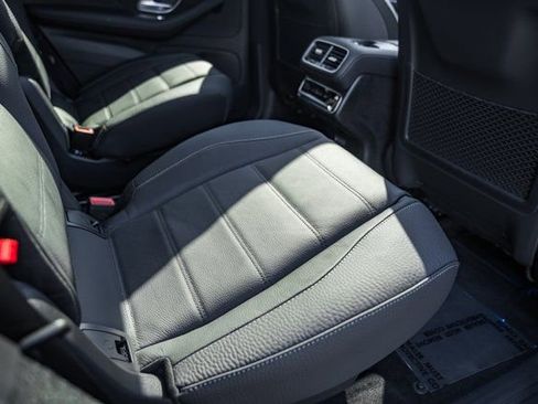 New 2026 Mercedes-Benz GLS 450 4MATIC image 34