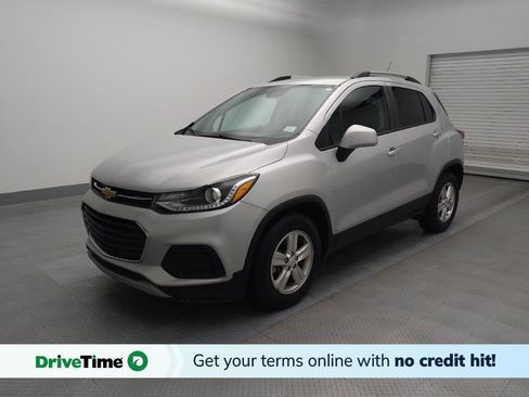 Used 2021 Chevrolet Trax LT w/ LT Convenience Package image 1