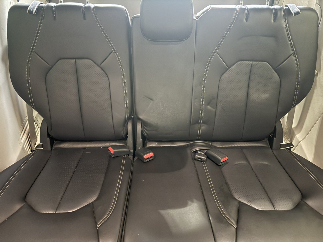 Used 2023 Chrysler Pacifica Touring-L FWD image 14