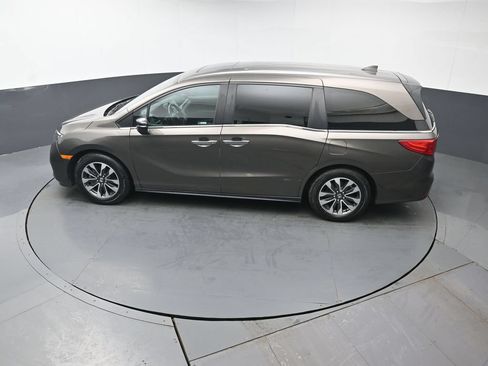 Used 2022 Honda Odyssey EX-L image 39