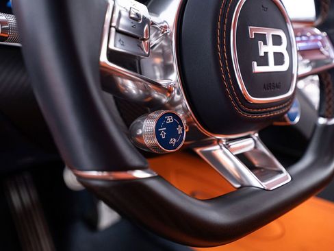 Used 2018 Bugatti Chiron AWD/4WD image 43