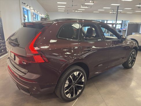 New 2026 Volvo XC60 T8 Plus w/ Protection Package Premier image 6
