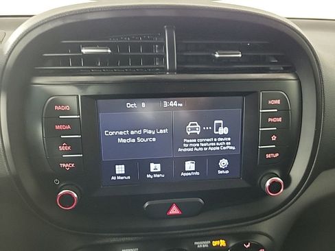 Used 2020 Kia Soul LX image 15