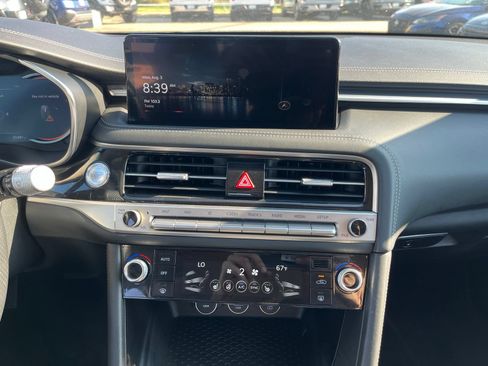Used 2025 Genesis G70 2.5T AWD/4WD image 10
