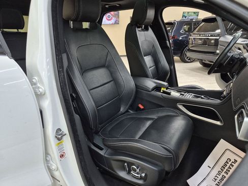 Used 2018 Jaguar F-PACE R-Sport AWD/4WD image 21