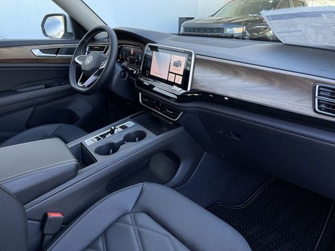 New 2026 Volkswagen Atlas SE image 20