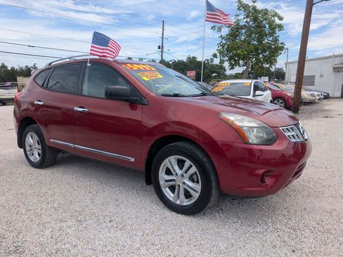 Used 2015 Nissan Rogue S w/ Convenience Package FWD image 1