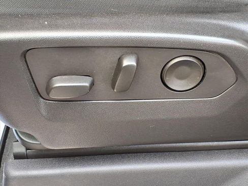 Certified 2022 Chevrolet Silverado 1500 LT image 12