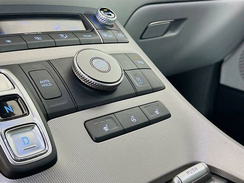 Used 2022 Hyundai Palisade SEL w/ Premium Package image 18