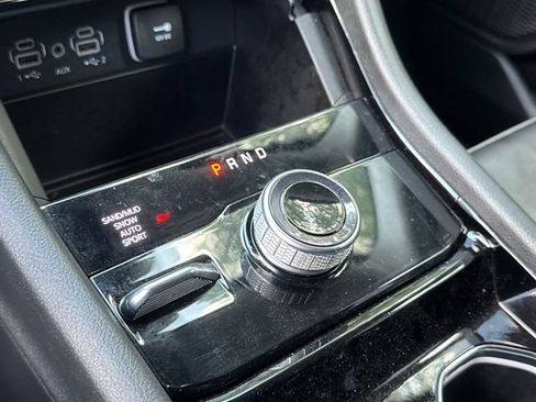 Used 2023 Jeep Grand Cherokee Limited AWD/4WD image 15