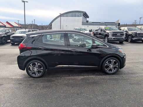 Used 2020 Chevrolet Bolt Premier w/ Infotainment Package image 2