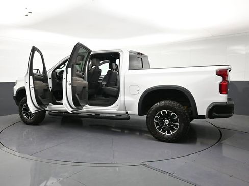 Used 2023 Chevrolet Silverado 1500 ZR2 w/ LPO, Dark Essentials Package AWD/4WD image 34