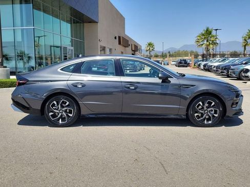 Used 2025 Hyundai Sonata SEL FWD image 33