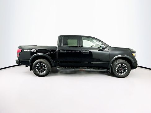 Used 2024 Nissan Titan PRO-4X w/ Pro-4x Convenience Package image 10