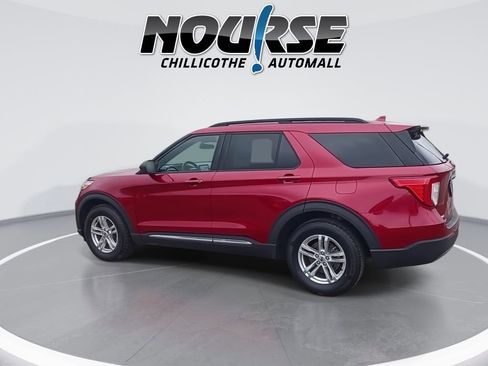 Used 2020 Ford Explorer XLT w/ Equipment Group 202A image 6
