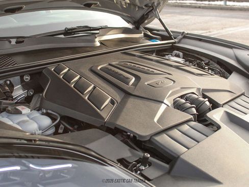 Used 2025 Porsche Cayenne GTS image 16