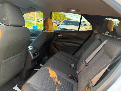 Used 2021 Chevrolet Equinox LT FWD image 8
