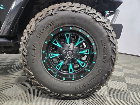 Used 2015 Jeep Wrangler Unlimited Sahara w/ Max Tow Package image 12