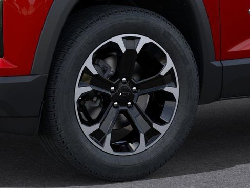 New 2026 Chevrolet Equinox LT w/ Convenience Package II FWD image 10