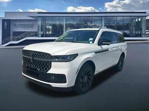 New 2026 Lincoln Navigator Black Label image 3