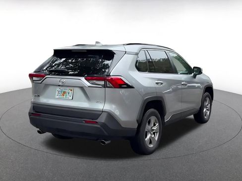 Used 2025 Toyota RAV4 XLE image 14