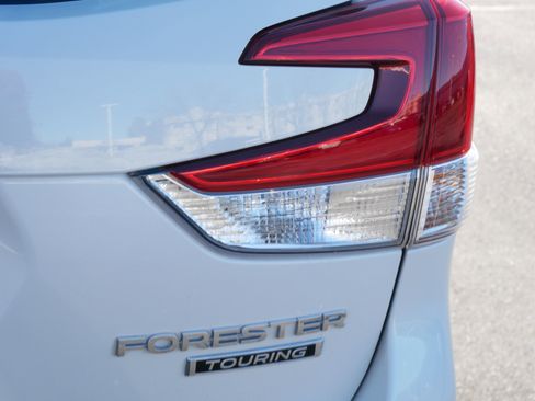 Used 2022 Subaru Forester Touring w/ Popular Package #3 image 17