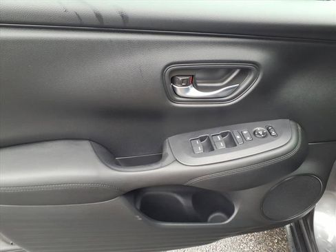 Used 2024 Honda HR-V LX image 16