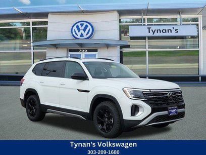 New 2025 Volkswagen Atlas Peak Edition SE