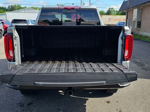 Used 2025 GMC Sierra 1500 AT4X AWD/4WD image 15