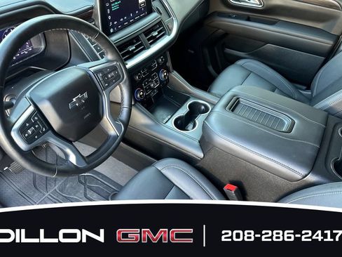 Used 2024 Chevrolet Tahoe Z71 w/ Z71 Off-Road Package AWD/4WD image 4
